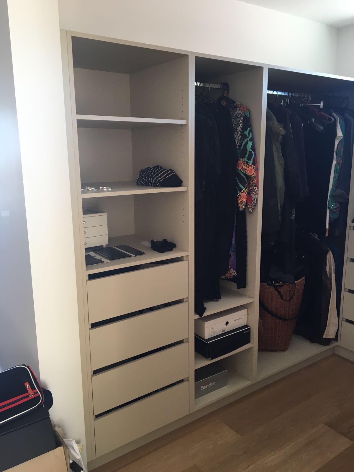 Wardrobe or bar 4