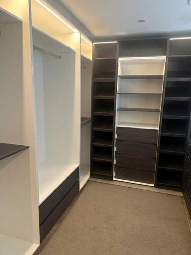 Wardrobe or bar 24